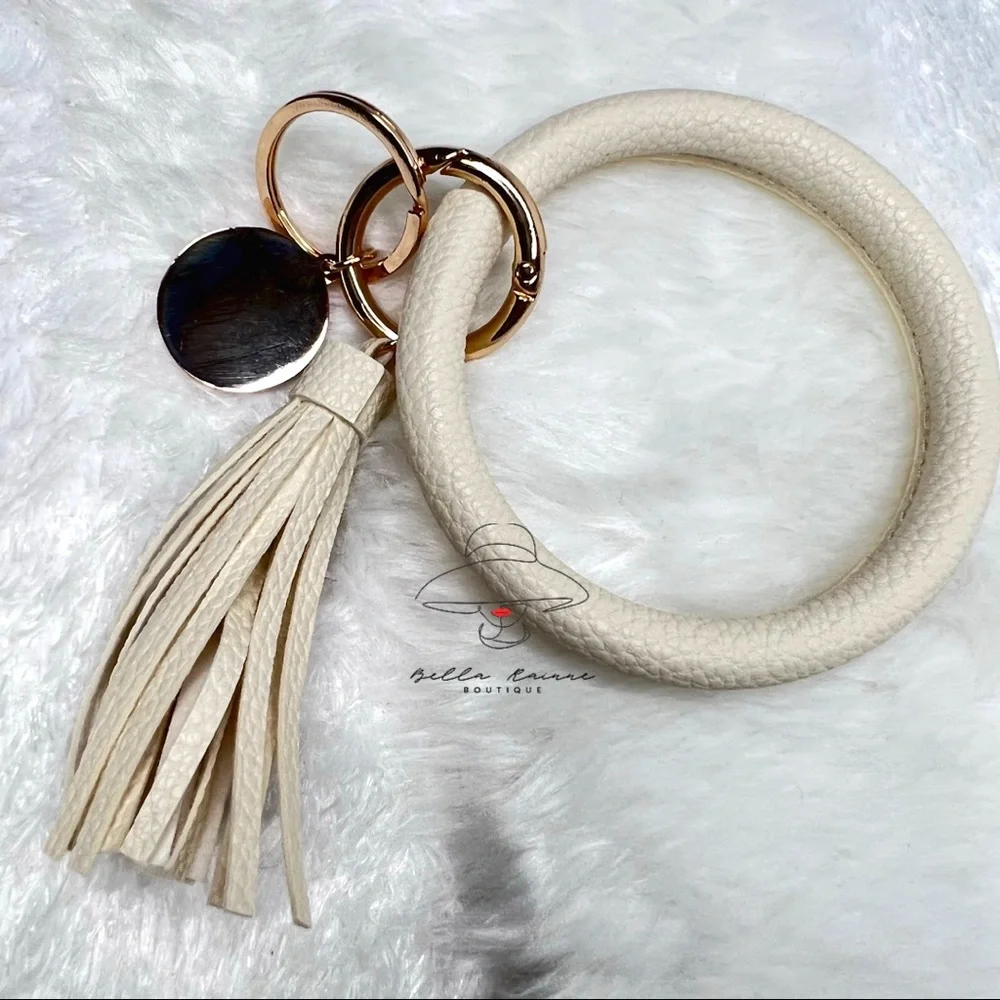 ๐ 3/$20 ๐ Assorted Bangle Keychains - Picture 3 of 7